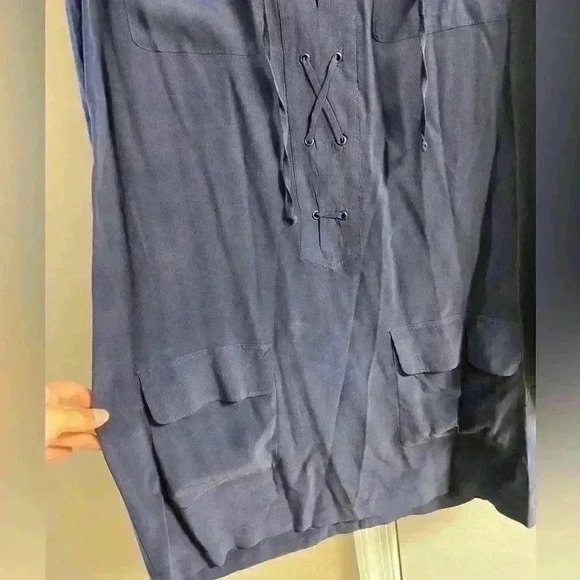 Equipment femme blouse pop over long line 100% silk lace up collar. Medium - Picture 3 of 7